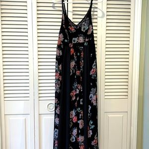 Thin strap flowy maxi dress
